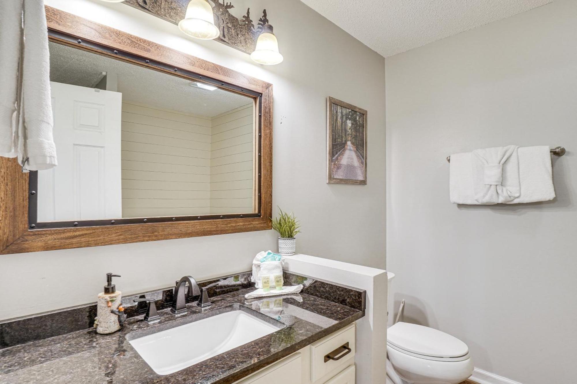 Downtown Gatlinburg Condo With Mountain-View Balcony 외부 사진
