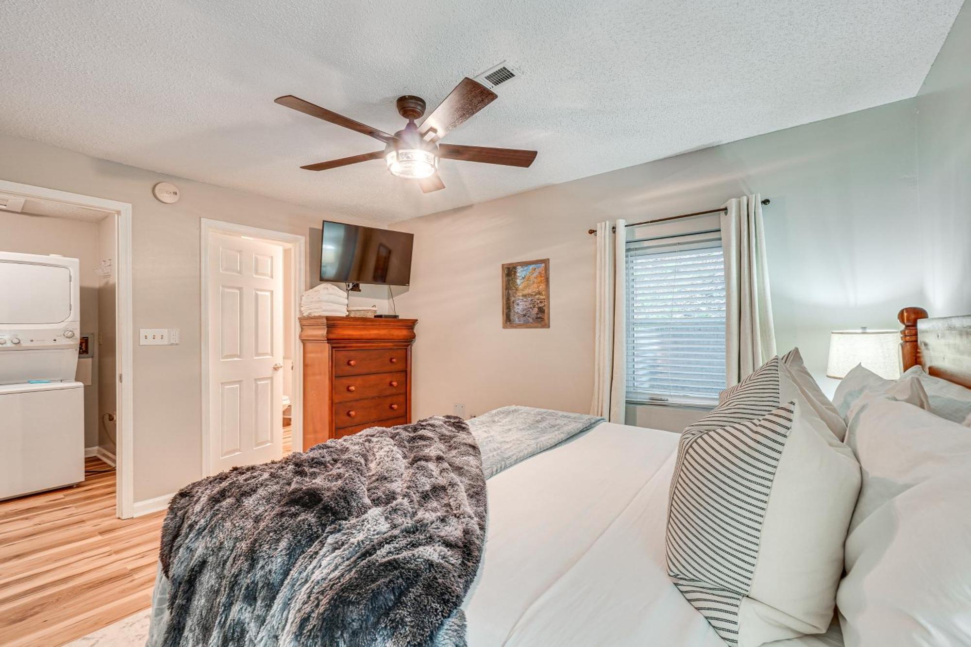 Downtown Gatlinburg Condo With Mountain-View Balcony 외부 사진