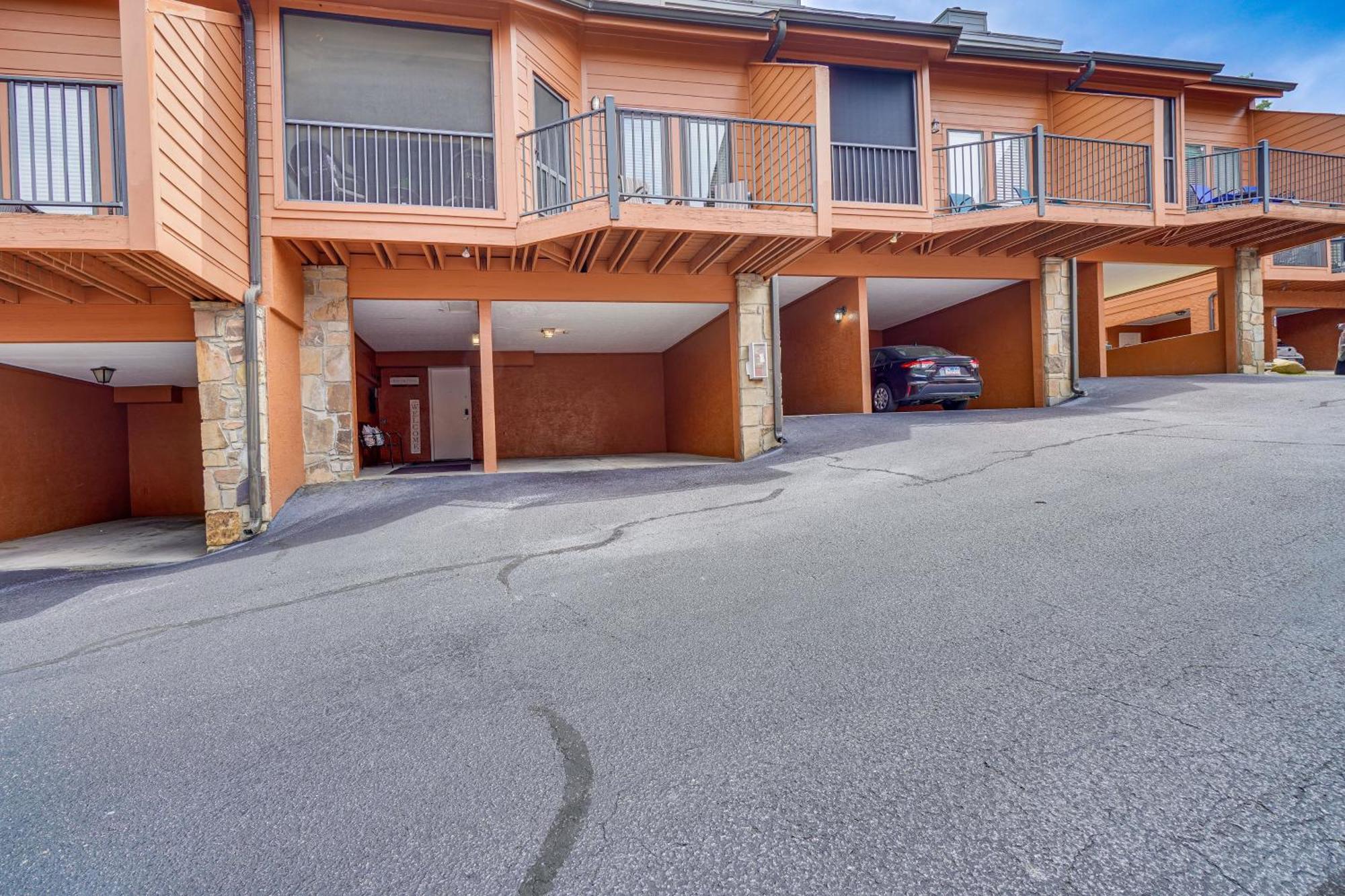 Downtown Gatlinburg Condo With Mountain-View Balcony 외부 사진